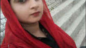 Pakistani Muslim woman from Chakla family indulges in lustful activities