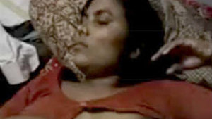 Mature Telugu woman gets her clean-shaven pussy pounded