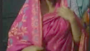 Moaning Bhabi's anal pleasure in a steamy video