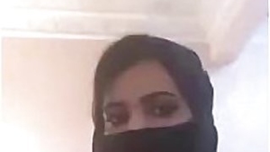 Arab Girl Showing Boobs on Webcam