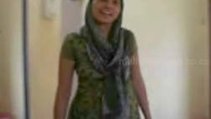 Indian homemaker from Hoshiarpur undressing