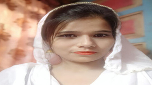 Busty village girl from Lucknow strips and teases