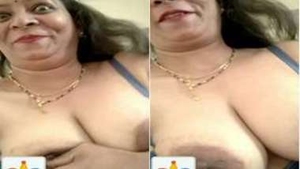 Fat Indian woman earns money by showing her XXX girls on camera