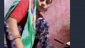 Village bhabhi flaunts her alluring buttocks
