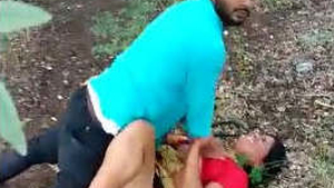 Desi Randi enjoys outdoor sex in public
