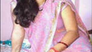 Desi bhabi's MMS clips featuring pretty and seductive women