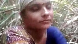 Desi Aunty Getting Fucked Outdoor