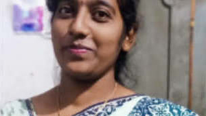 Telugu girl flaunts her big boobs in VC