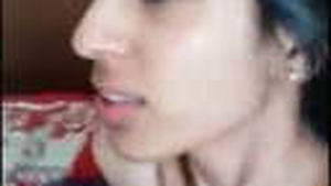 Indian girl gives a blowjob to her friend in HD video