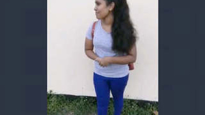 Desi hottie on a tanker sends naughty MMS