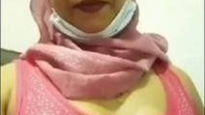 Aunty from Pakistan in hijab