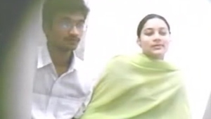 Bhabhi's Cyber Cafe Adventure: Fauzia's Xnxx Video