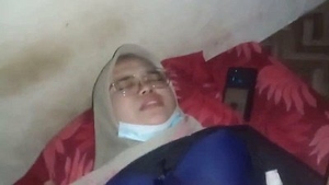 Cute hijabi girl enjoys oral and penetrative sex