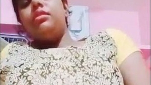 Watch a girl masturbate in a tanker and finger herself