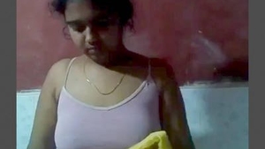 Indian village girl gets her body wet and tight in a steamy bath