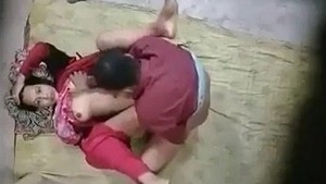 Bhabhi caught in the act on camera