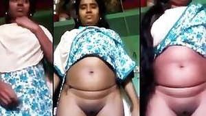 Desi aunties xxx videos village aunty show her sexy pussy