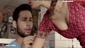 Desi beauty Ragini flaunts her boobs in a hot MMS video