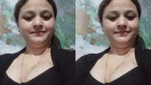Indian desi woman gets naked in steamy sex video without hesitation