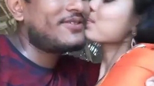 Passionate Desi couple's kissing scene