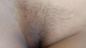 Desi village girl gets her tight pussy fucking