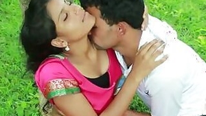 HD Indian outdoor porn of slim sexy aunty