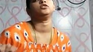 Cute desi girl gives oral and has sex with her boss in this video