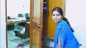 Boobs squeezing and finger fucking hot bhabhi