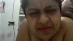 Pakistani aunty and uncle engage in hot sex play