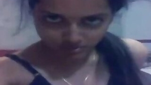 Tamil girl playing with hairy wet pussy masturbation porn video