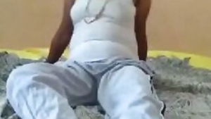 Desi aunty show boob and pussy