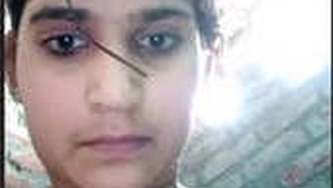 Bangali Desi girl indulges in solo play with fingers