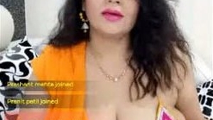 Sapna Sappu's oily and sensual performance