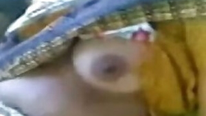 Sexy Coimbatore Wife Showing Milky Boobs Inside Car