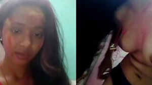 Fabulous Desi chick takes off dress to gladden horny spectators