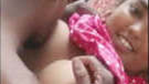 Desi lovers engage in steamy sex in VDO