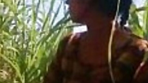 Leak MMS of Patna village girl enjoying sex in a field