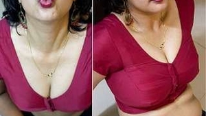 Telugu bhabhi gives a steamy blowjob in HD