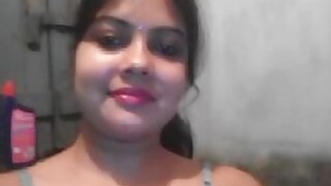 Very horny black girl mms