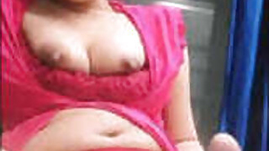 Super Beautiful Bhabhi Show Boobs Pussy in Live