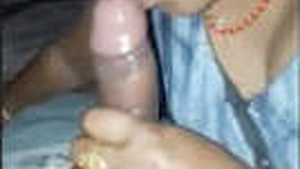 Village bhabhi's erotic oral skills