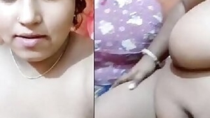 Busty wife fat pussy live show