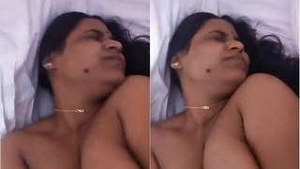 Seductive Bhabhi indulges in passionate sex