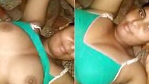 Amateur model unclothes XXX pussy and natural big boobs for cameraman