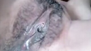 Desi village couple show her and pussy selfie video