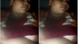 Watch a beautiful Desi girl pleasure herself in the bathtub