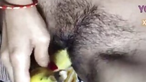 Desi hot girl sucking and fucking pussy Banana