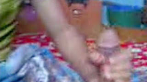 Desi bhabhi with big tits gives a blowjob