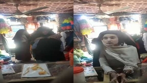Pakistani girls enjoy outdoor sex with shopkeeper