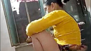 Tharki malik recording nude ass of maid during work